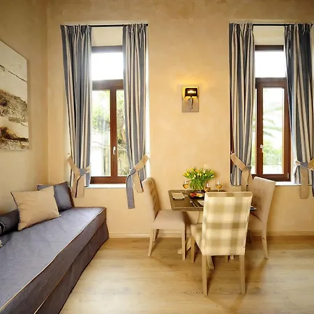 Lägenhetshotell Pepi Boutique (adults Only) 3*